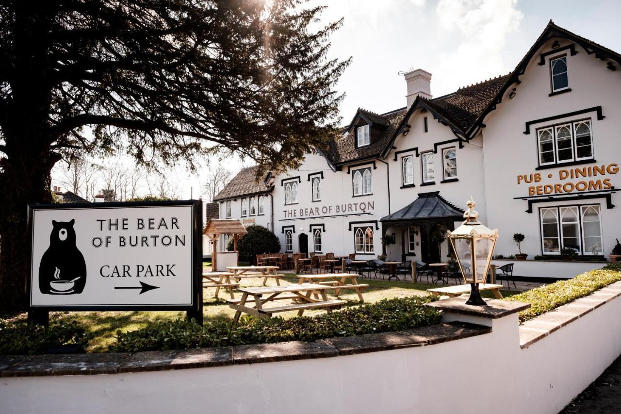 Bear Of Burton Hotel Christchurch  Exterior photo